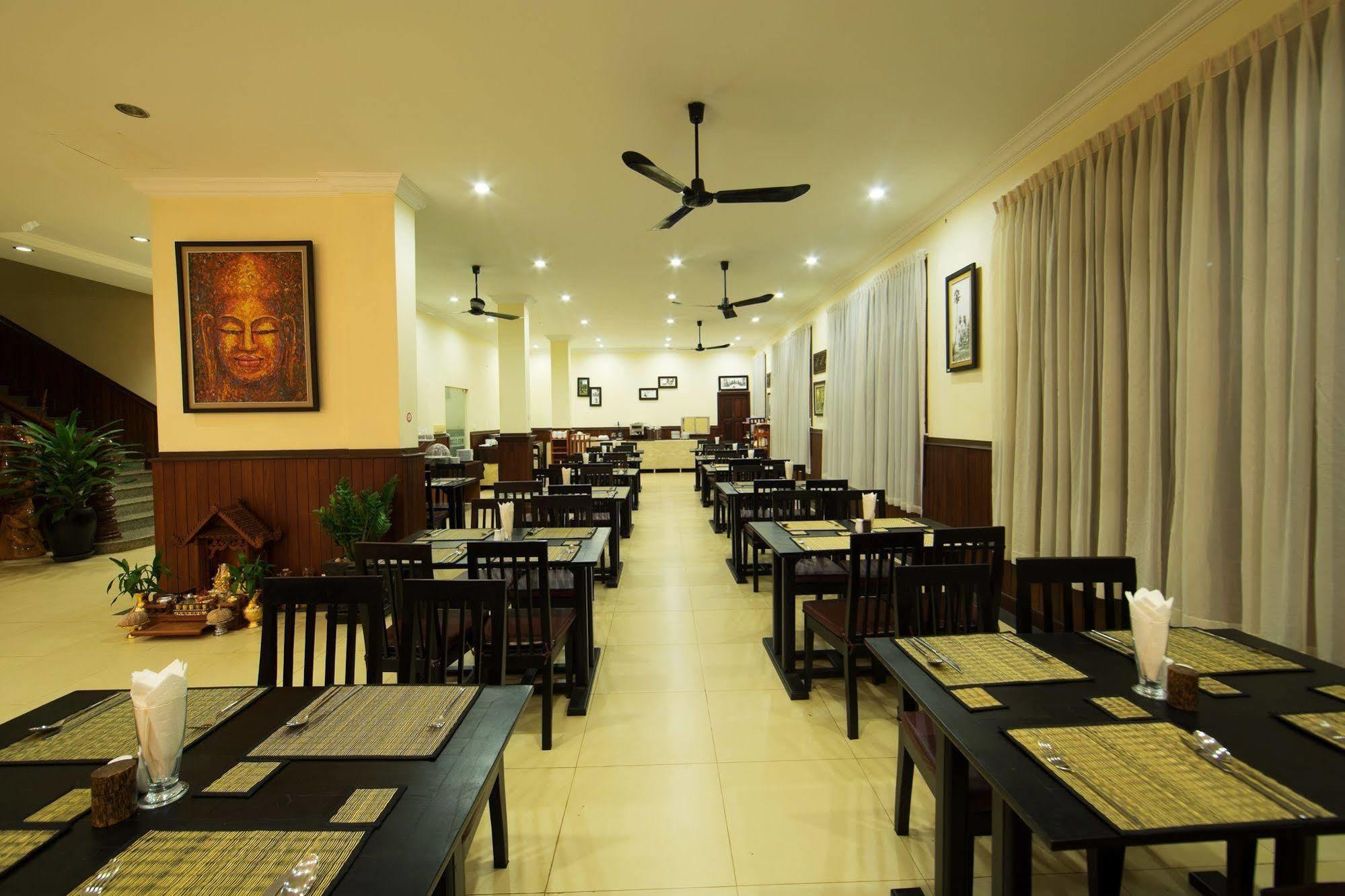 Sovan Mealea Hotel Siem Reap Bagian luar foto
